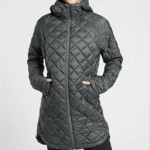 EUC athleta whisper featherless parka